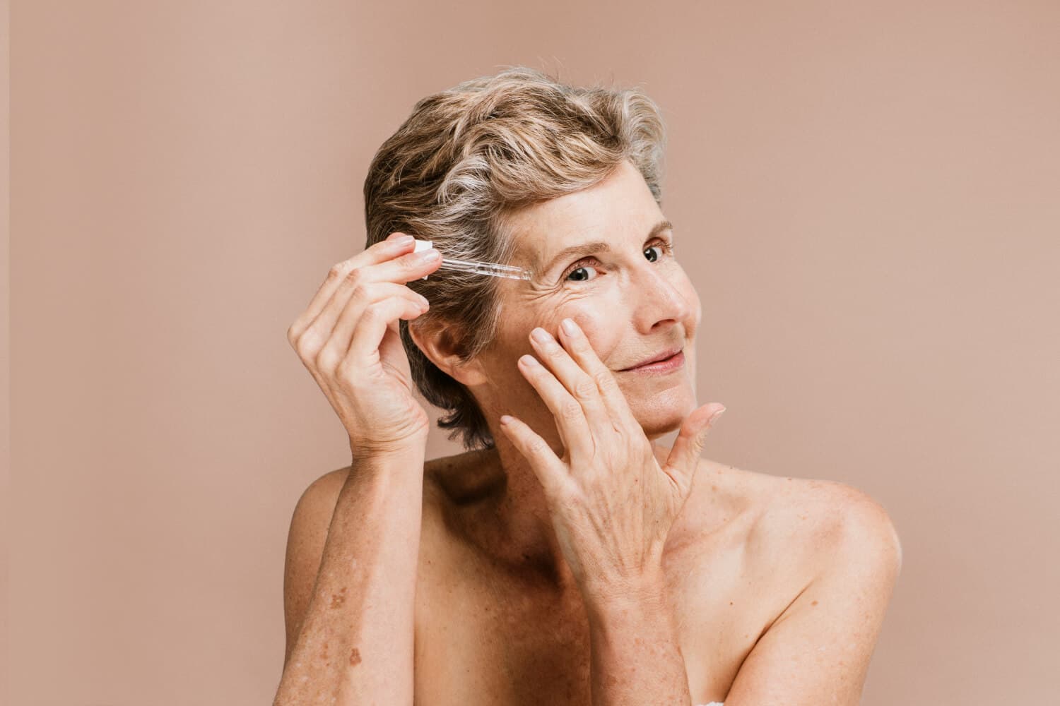 How to Manage Skin Conditions During Menopause How to Manage Skin Conditions During Menopause