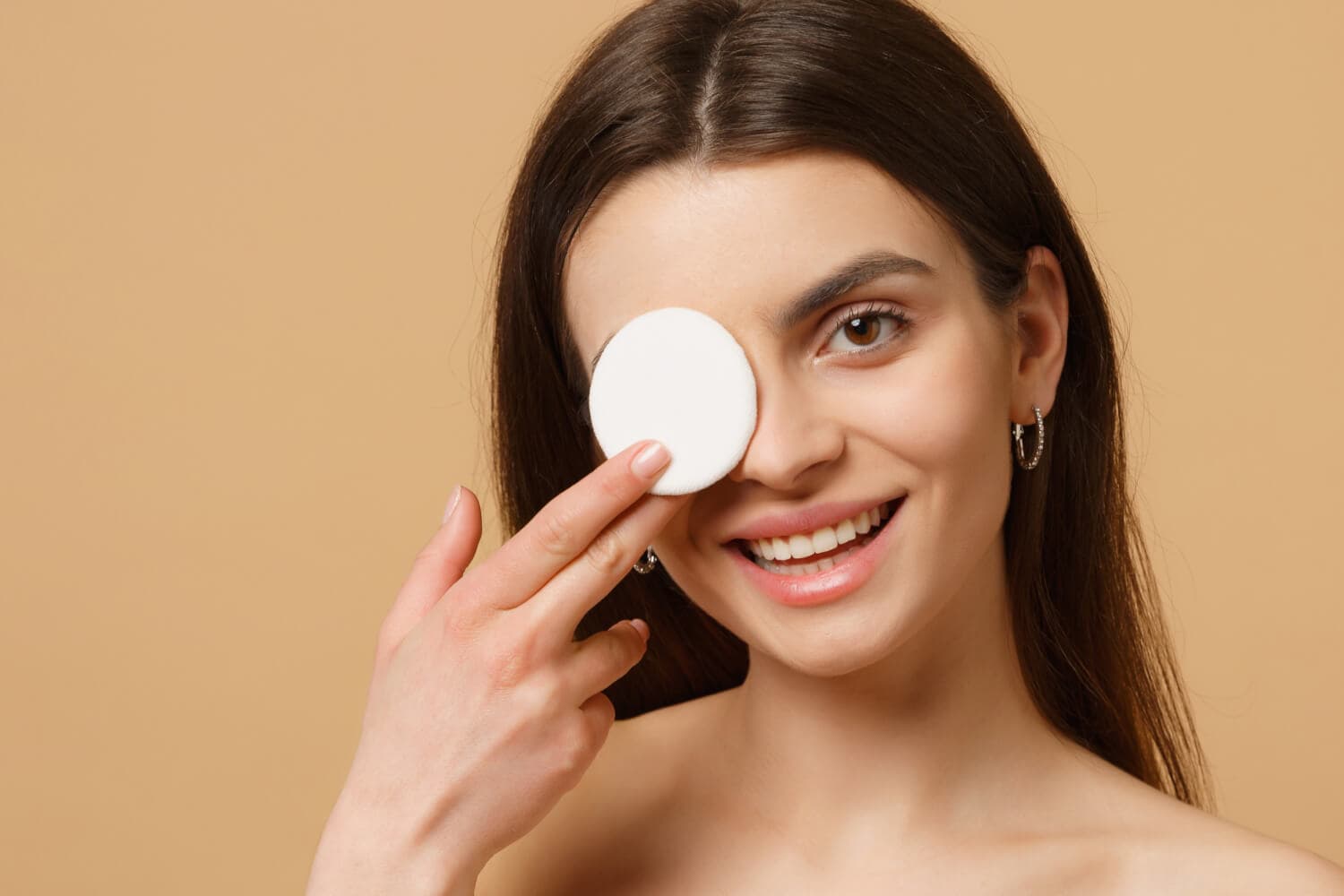 The Best Waterproof Eye Makeup Removers The Best Waterproof Eye Makeup Removers