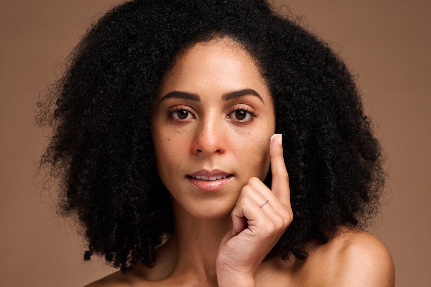 Skincare Tips for Hay Fever and Allergy Season Skincare Tips for Hay Fever and Allergy Season