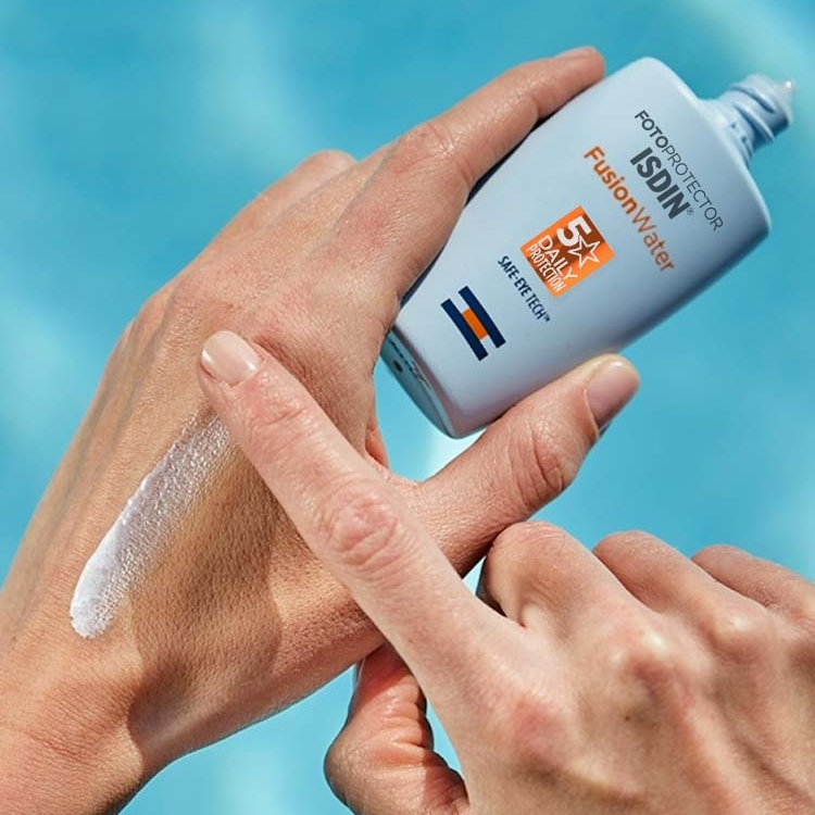 Best ISDIN Products: ISDIN Fotoprotector Fusion Water SPF50